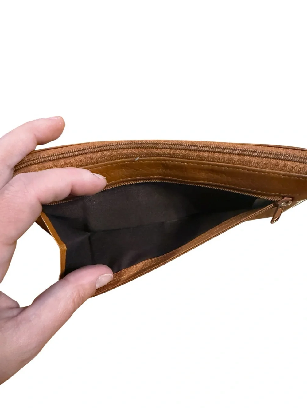 Morgan Taylor Tan Pebbled Leather Zip Wallet